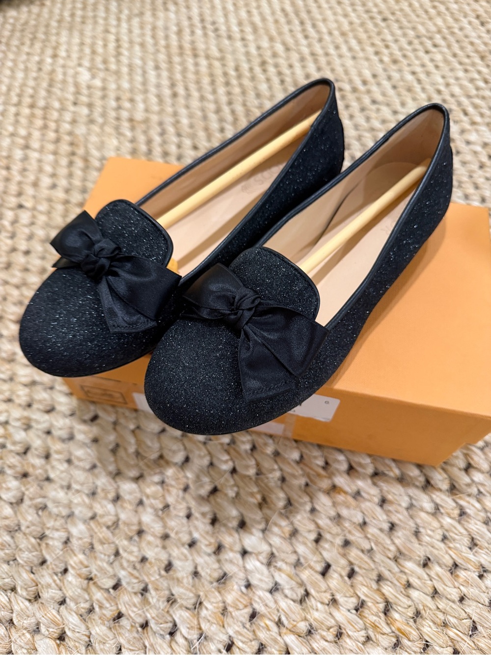 NIB Tod's Junior Black Glitter Bow Slippers- Size 1.5/2 (33 EU)